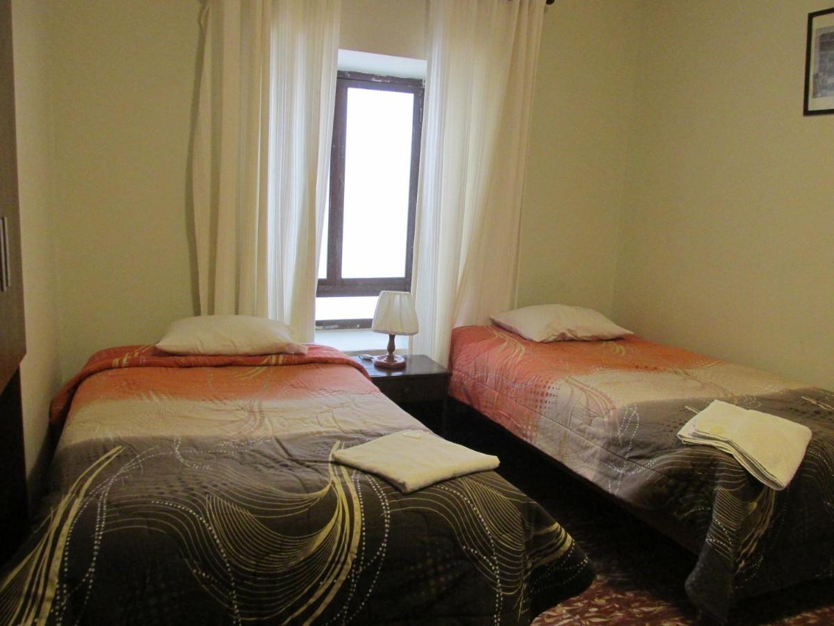 Puma Walker 1 Bed & Breakfast Cusco Bagian luar foto