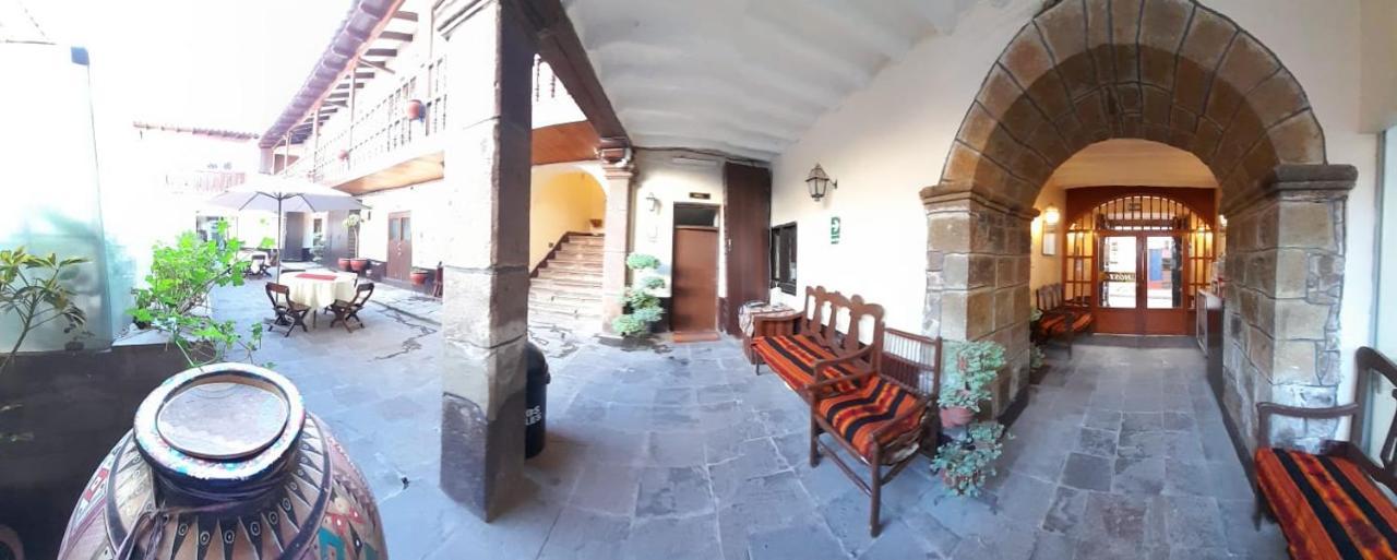 Puma Walker 1 Bed & Breakfast Cusco Bagian luar foto